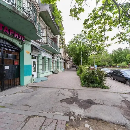 Апартаменты Розовая Студия На Дерибасовской